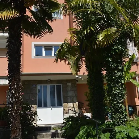 Apartment Palm Garden